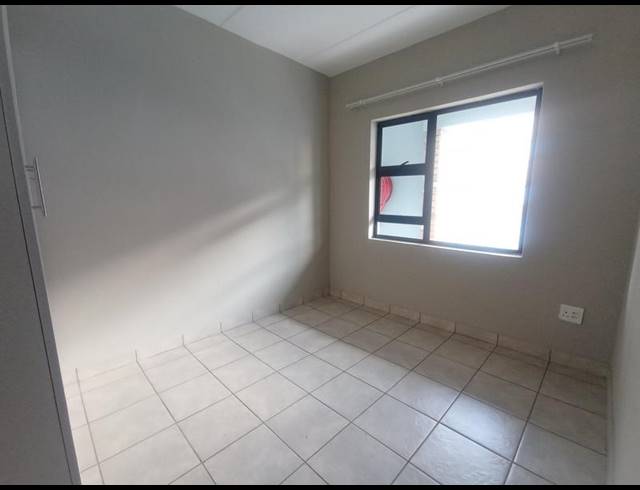 2 BEDROOM PROPERTY TO RENT IN GROBLERPARK